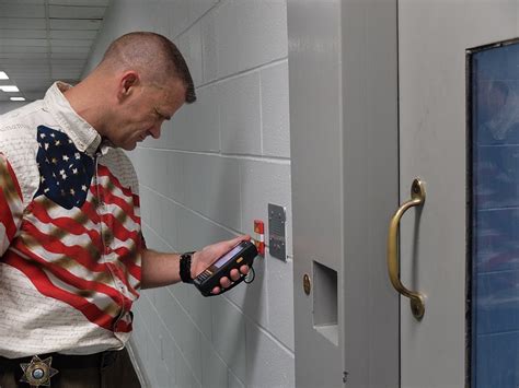 rfid tracking inmates